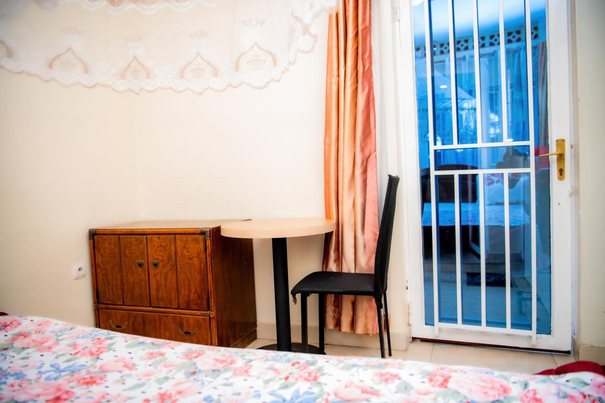 Fleur Guest House Kigali Exterior foto